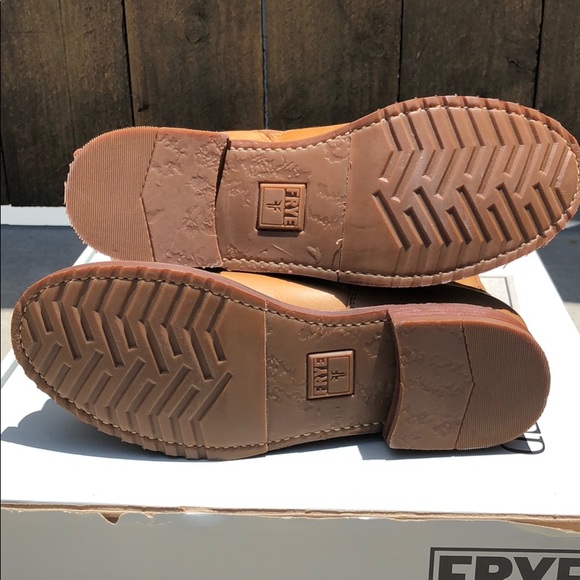 Frye Veronica Shortie engineer boot - Picture 8 of 8